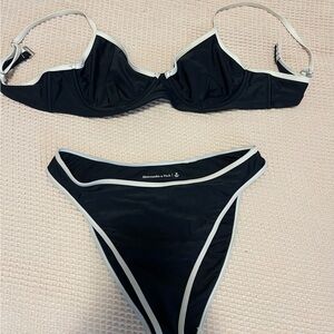 Abercrombie & Fitch Black and White Bikini Set